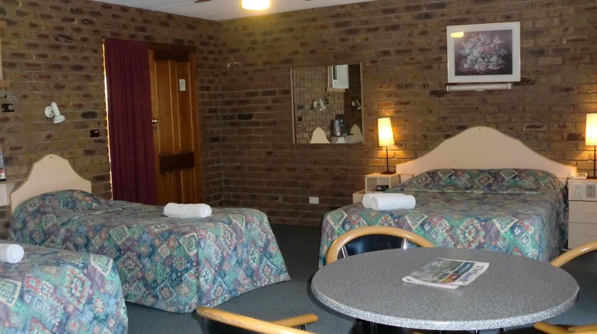 Tooleybuc Motel Eksteriør billede